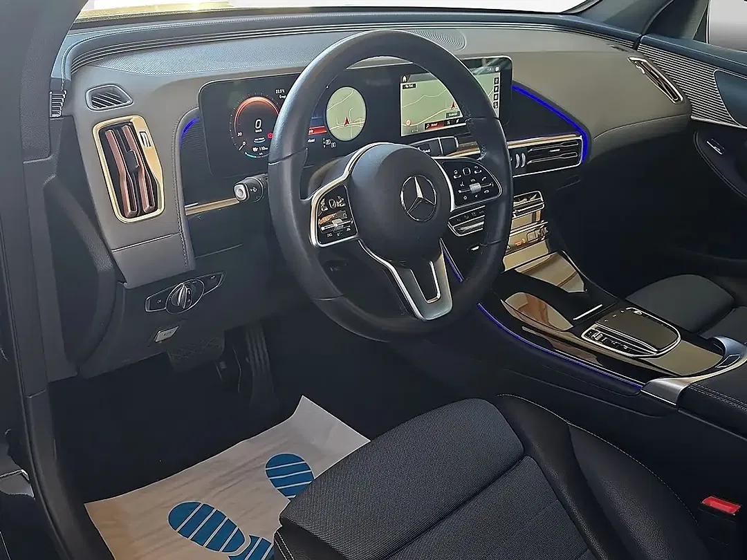 Mercedes-Benz EQC 400 - Thumbnail 8