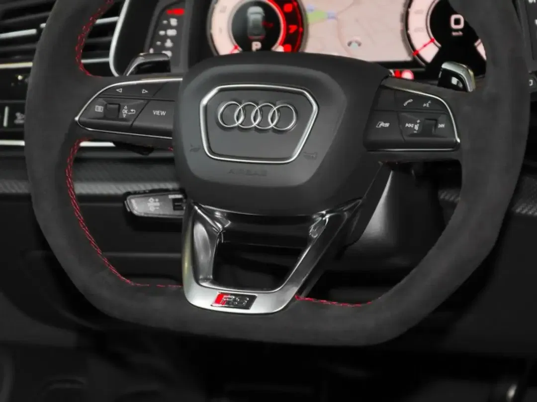 Audi RS Q8 - Thumbnail 8