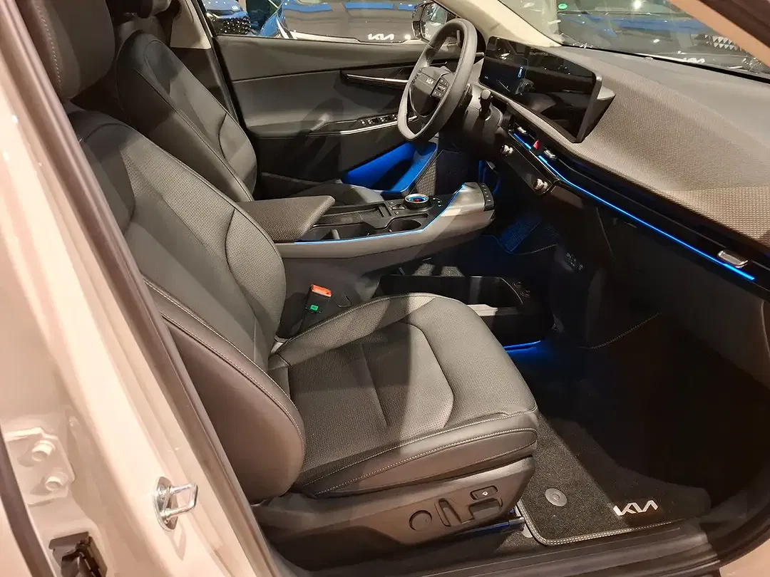 Kia EV6 - Thumbnail 10