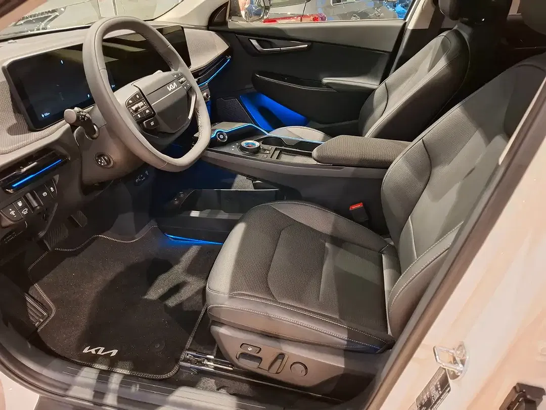 Kia EV6 - Thumbnail 3