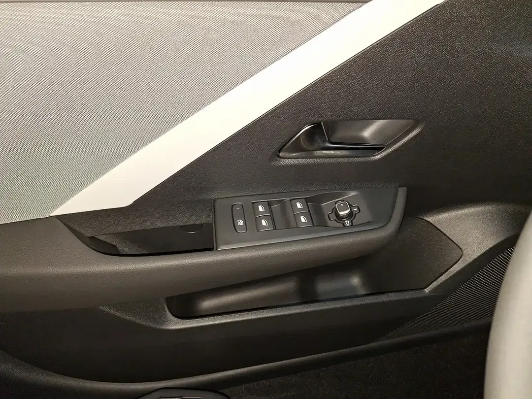 Opel Astra - Thumbnail 10