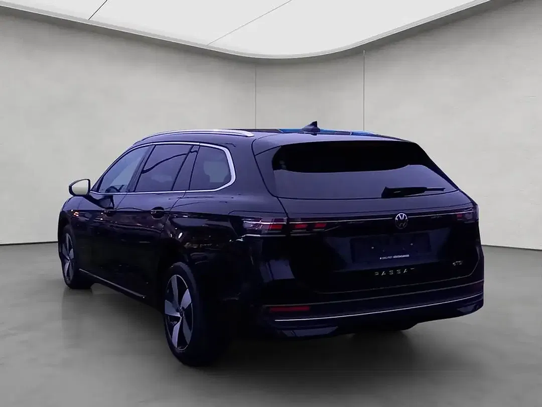 Volkswagen Passat Variant - Thumbnail 3
