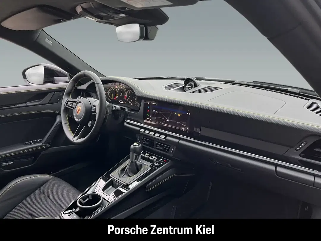 Porsche 992 - Thumbnail 11