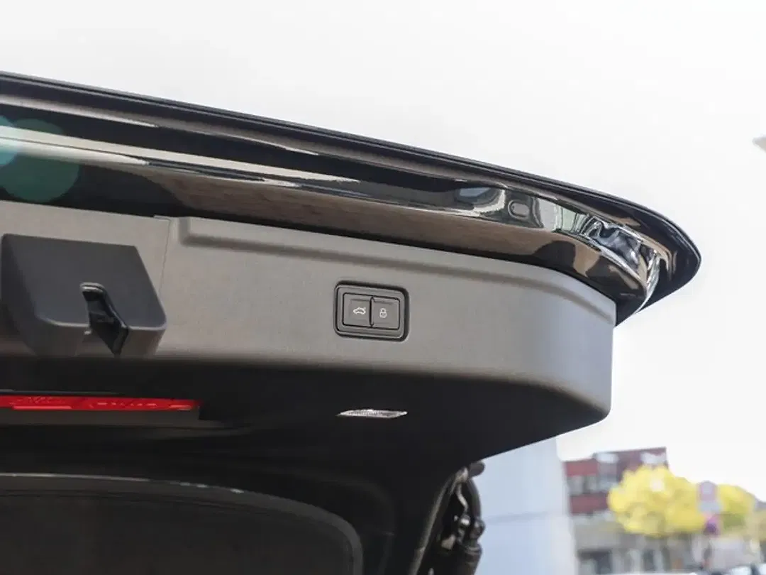 Audi A6 - Thumbnail 12