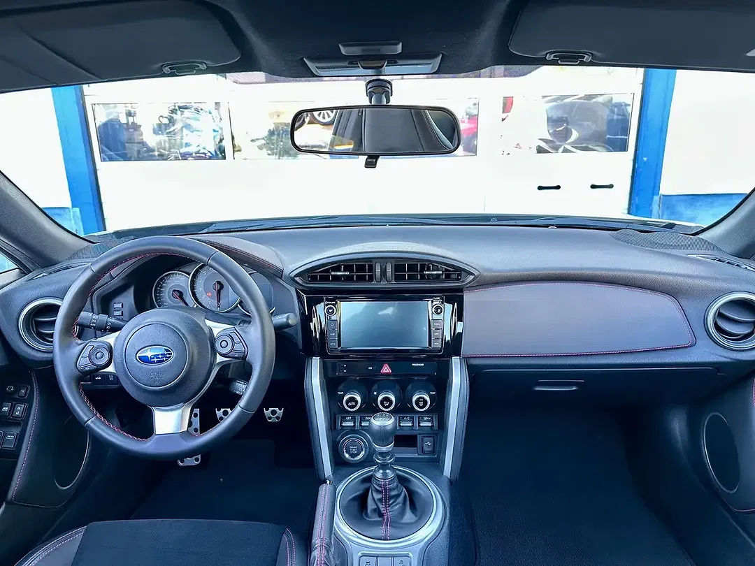Subaru BRZ - Thumbnail 10