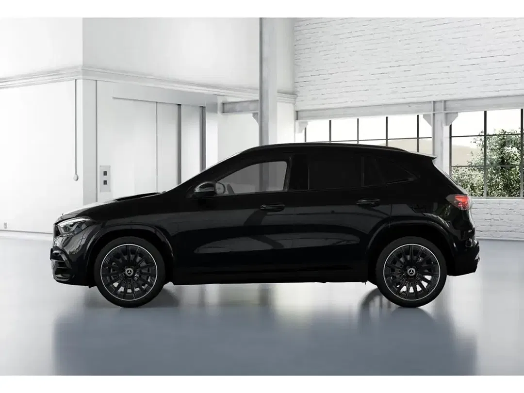 Mercedes-Benz GLA 200 - Thumbnail 2
