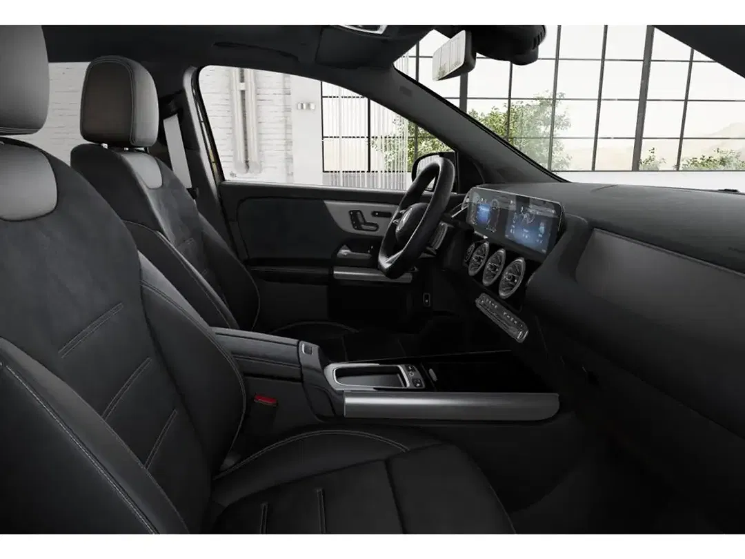 Mercedes-Benz GLA 200 - Thumbnail 9