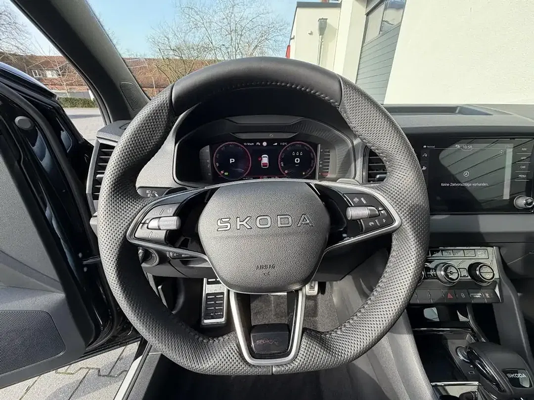 Skoda Karoq - Thumbnail 10