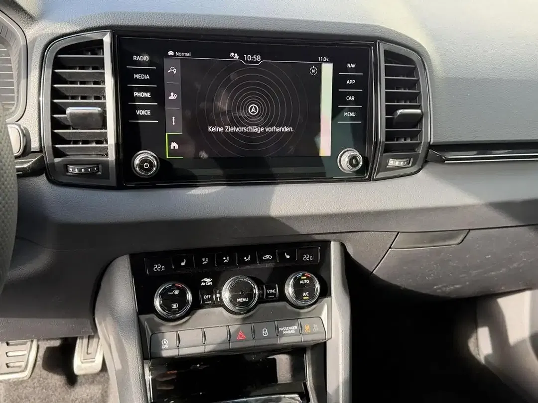 Skoda Karoq - Thumbnail 13