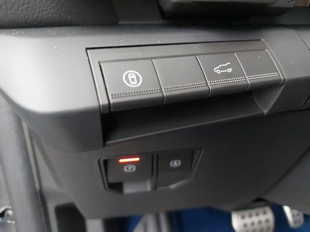 Renault Scenic - Thumbnail 18