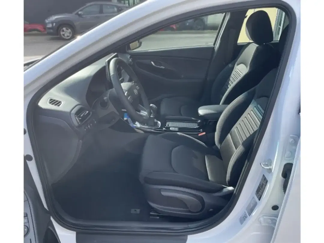 Hyundai i30 - Thumbnail 7