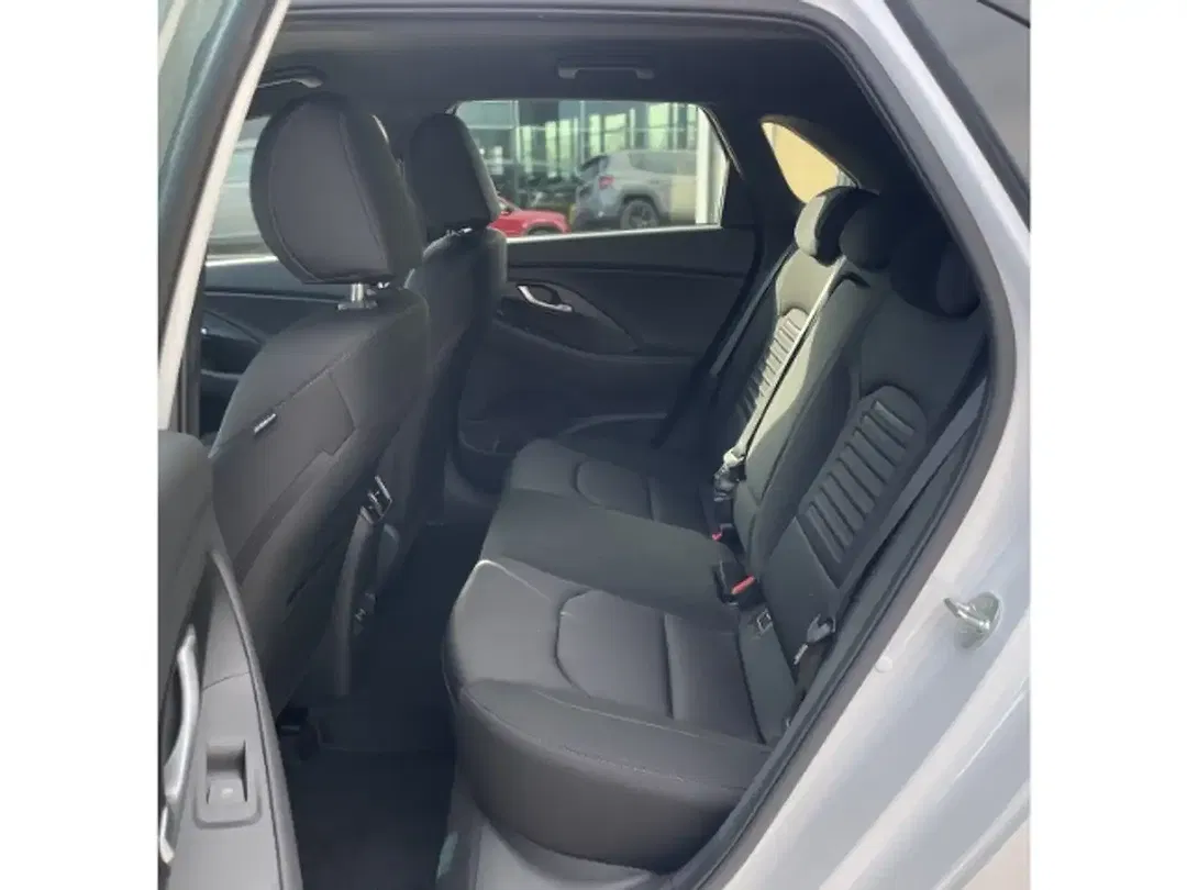 Hyundai i30 - Thumbnail 8