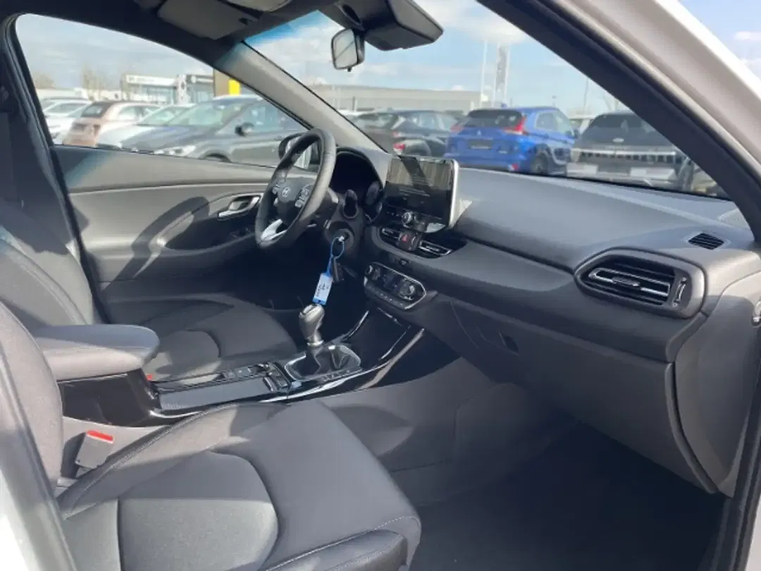 Hyundai i30 - Thumbnail 9