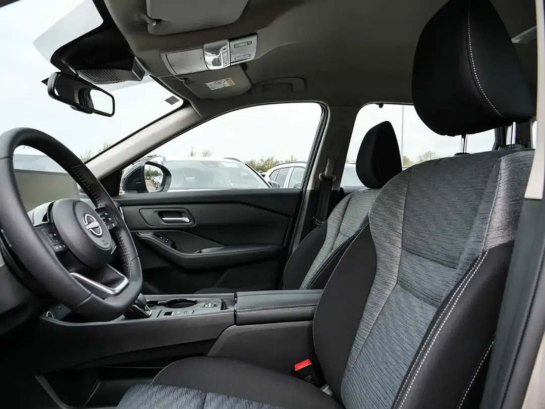 Nissan X-Trail - Thumbnail 6