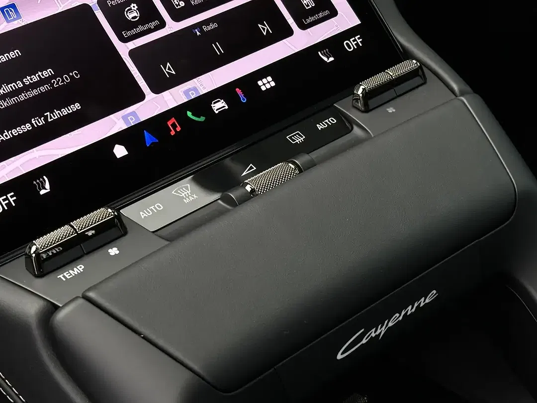 Porsche Cayenne - Thumbnail 11