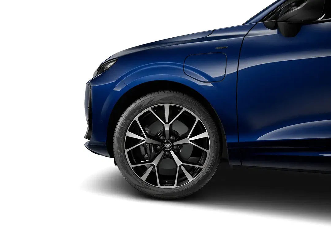 Audi Q3 - Thumbnail 4