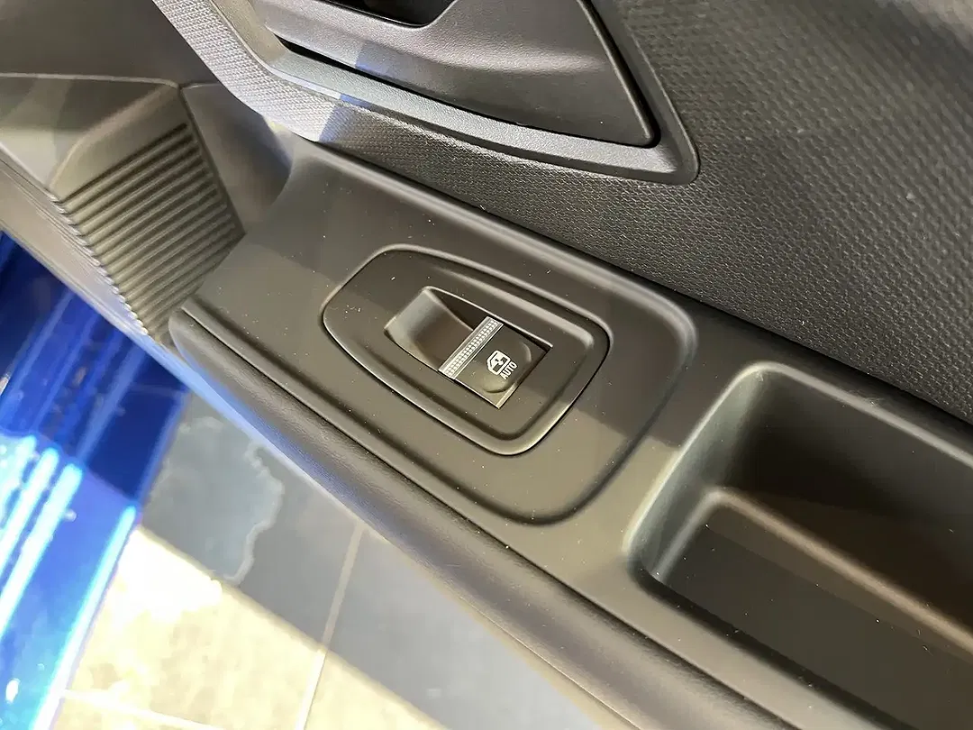 Renault Clio - Thumbnail 5