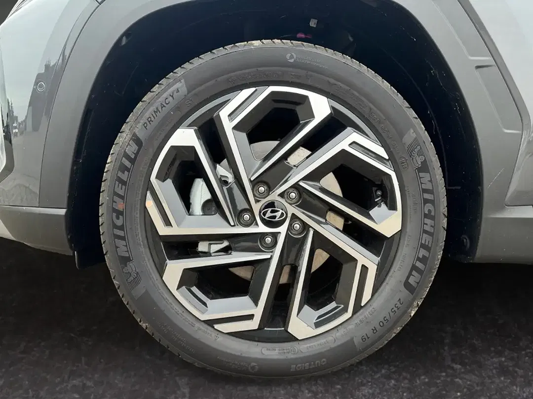 Hyundai TUCSON - Thumbnail 14