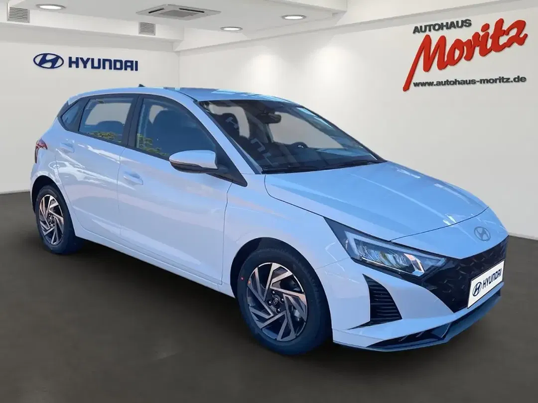 Hyundai i20 - Thumbnail 2