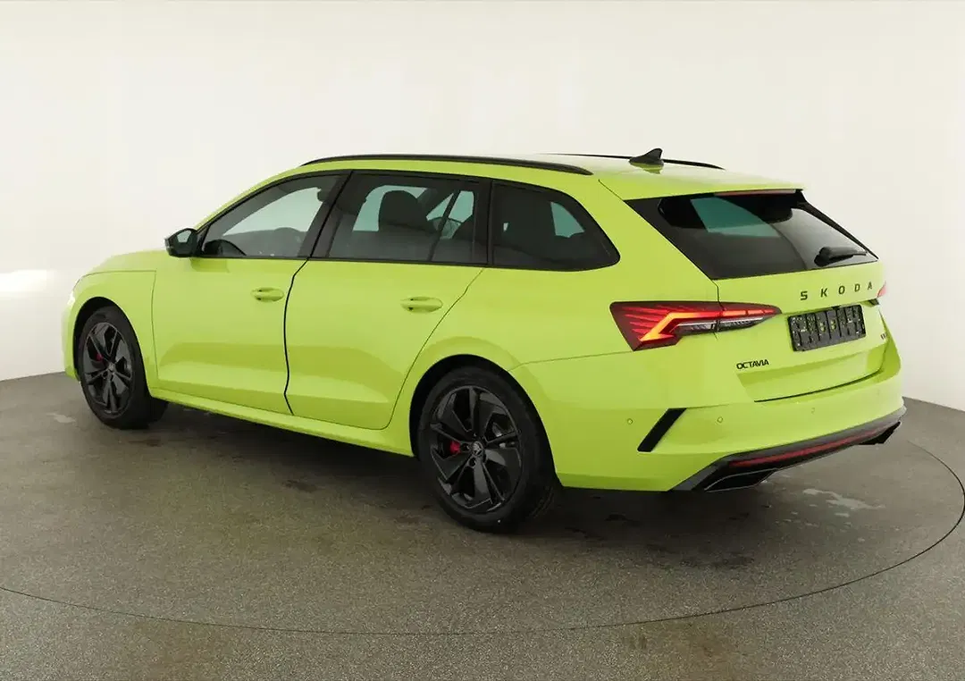 Skoda Octavia - Thumbnail 3