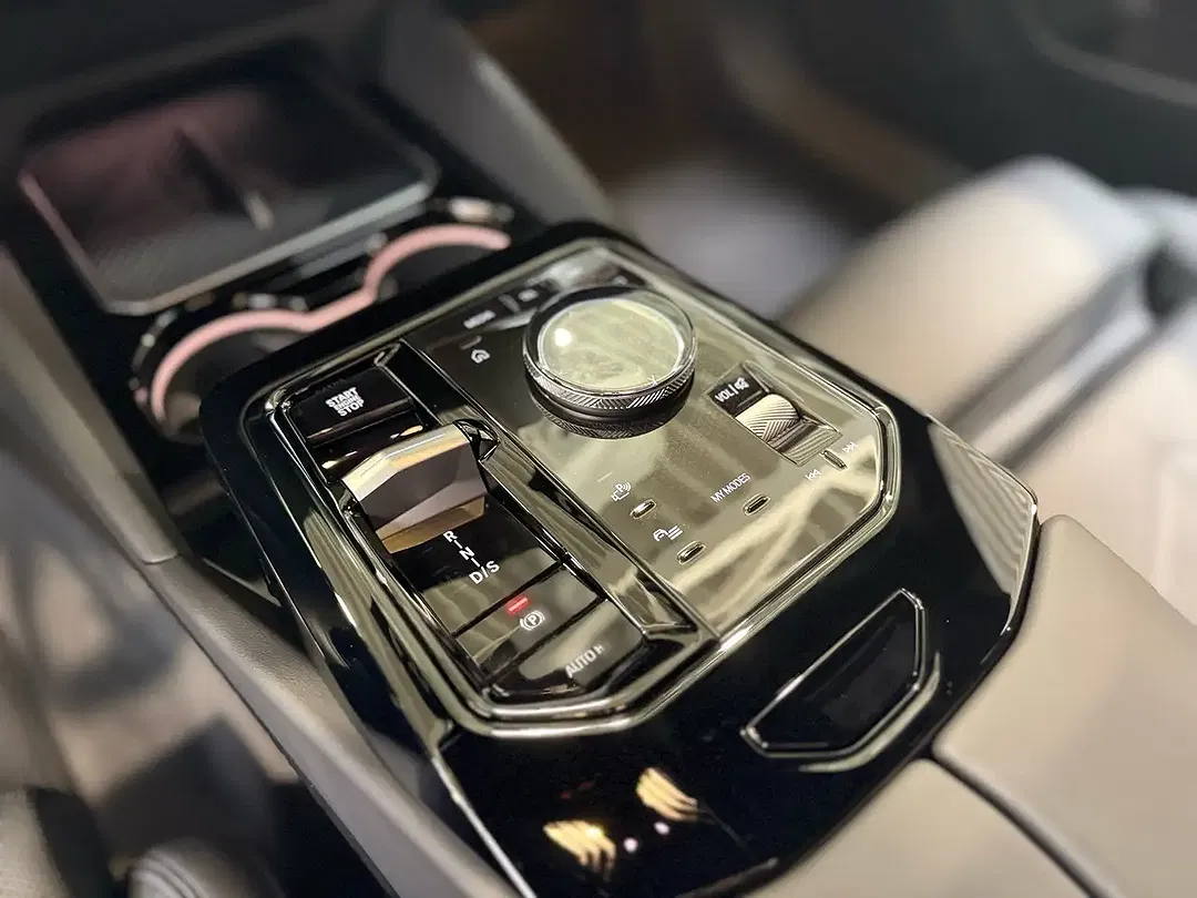 BMW 530 - Thumbnail 13