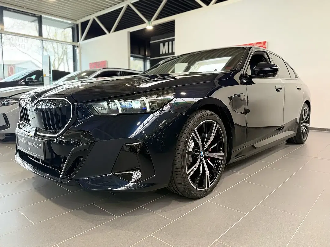 BMW 530 - Thumbnail 2