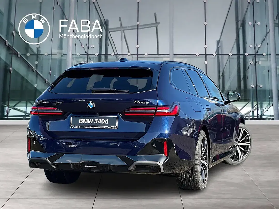 BMW 540 - Thumbnail 2