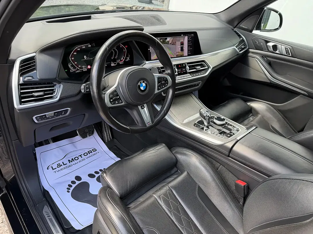BMW X5 - Thumbnail 9