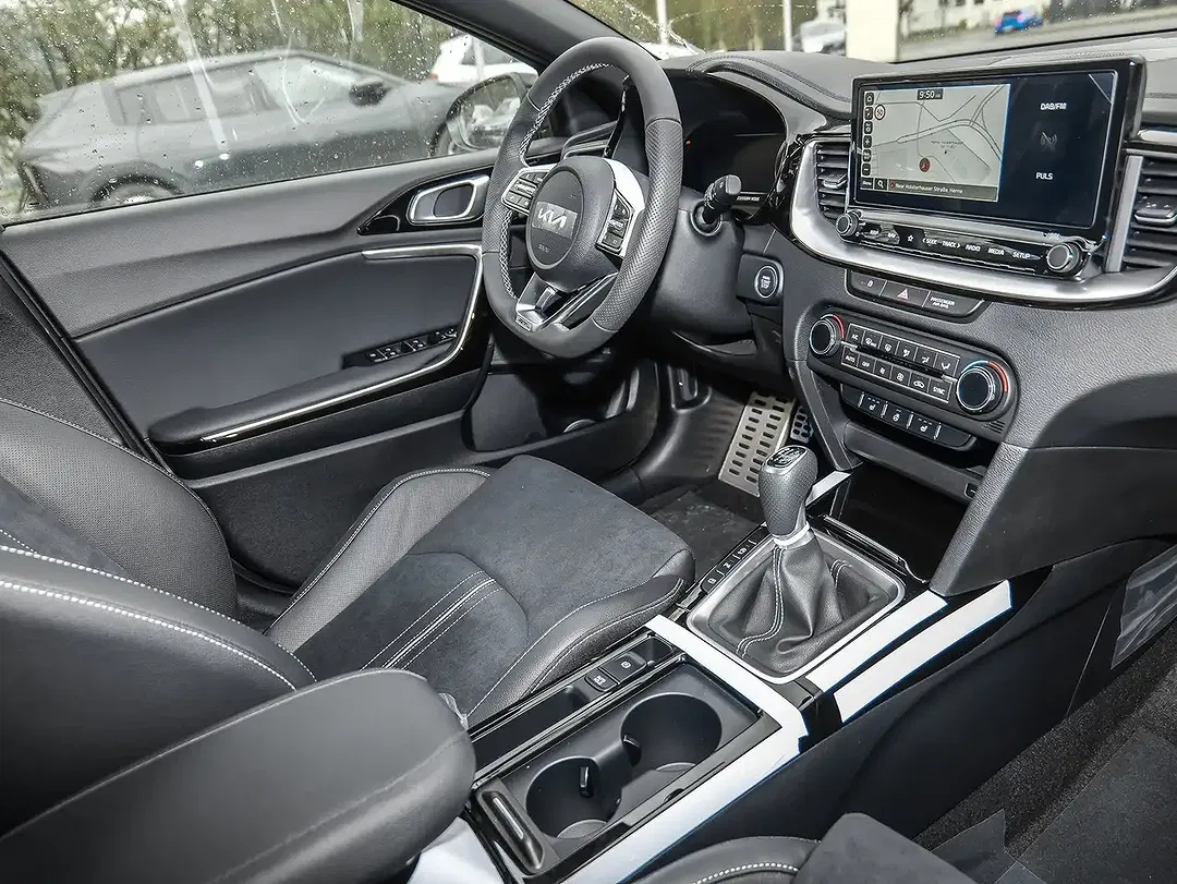 Kia Ceed / cee'd - Thumbnail 3