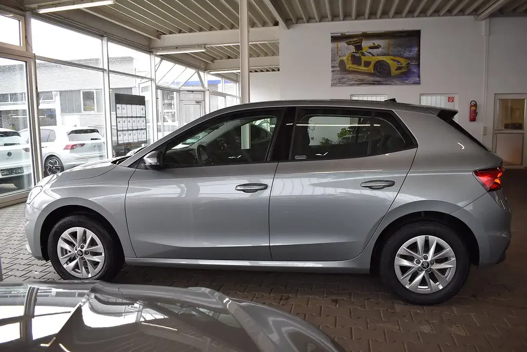 Skoda Fabia - Thumbnail 3