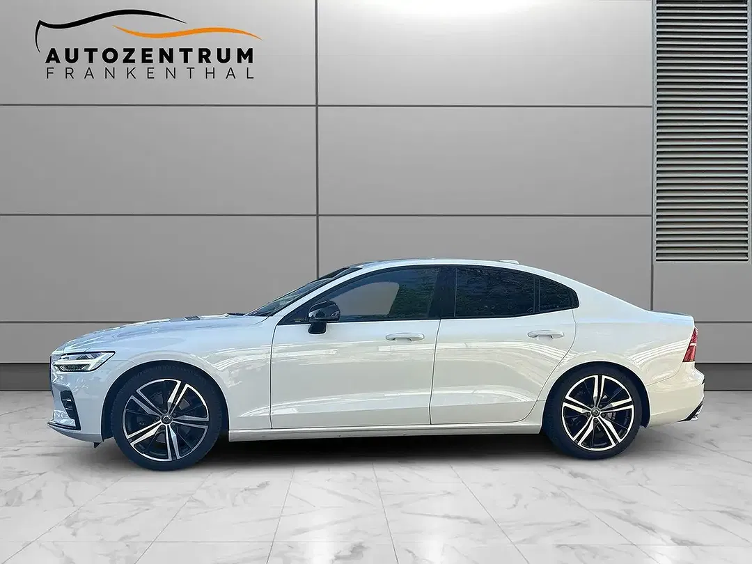 Volvo S60 - Thumbnail 2