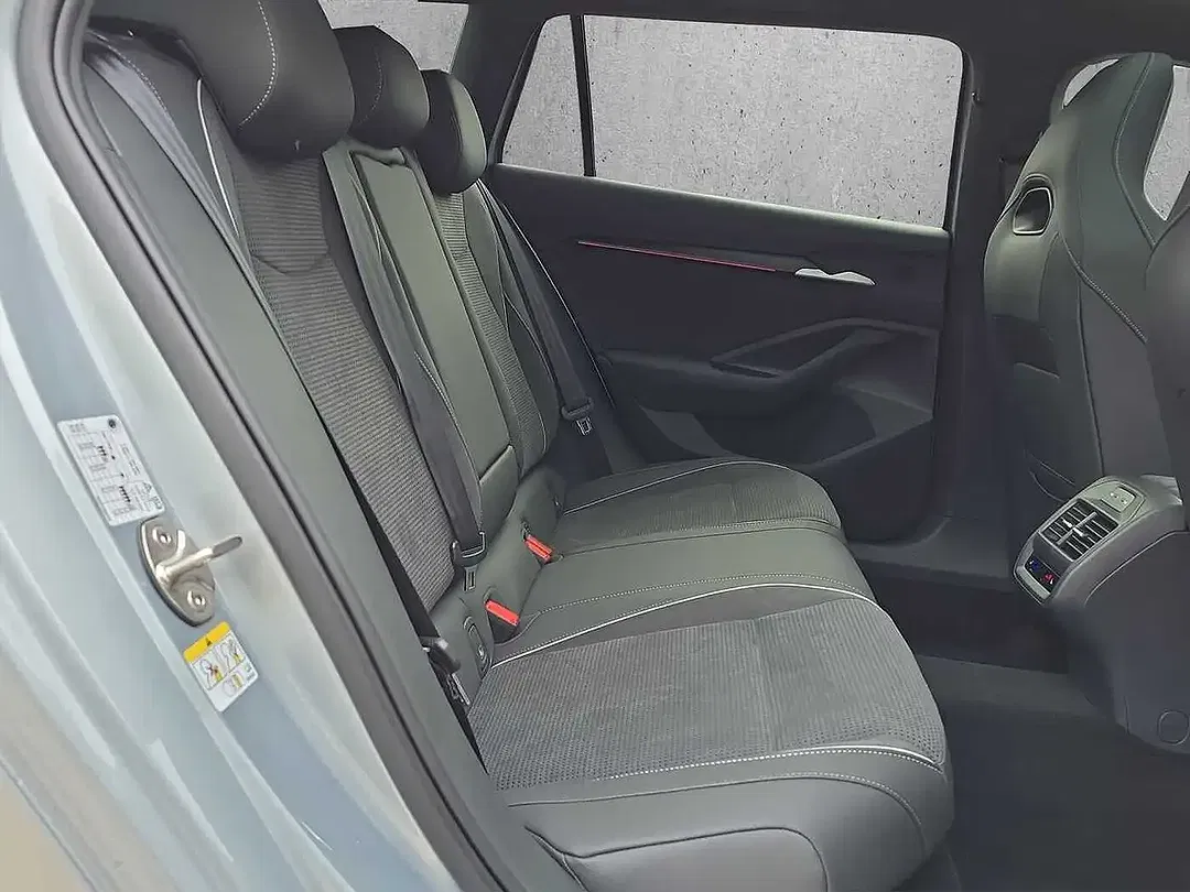 Skoda Superb - Thumbnail 15