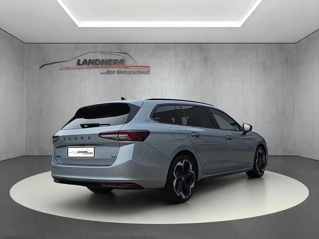 Skoda Superb - Thumbnail 3