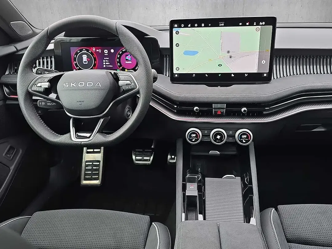 Skoda Superb - Thumbnail 4