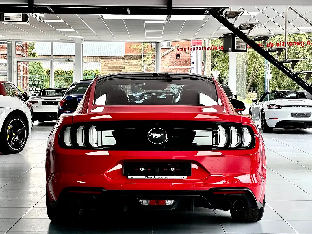 Ford Mustang - Thumbnail 5