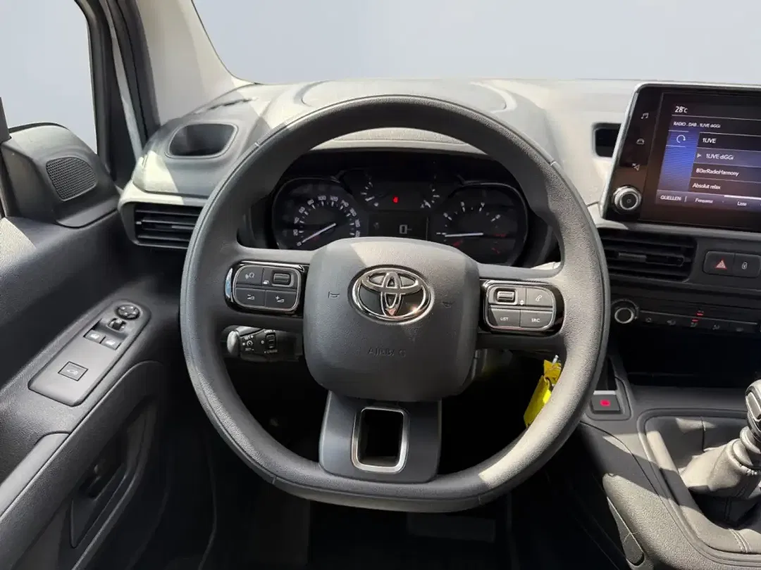 Toyota Proace City - Thumbnail 11