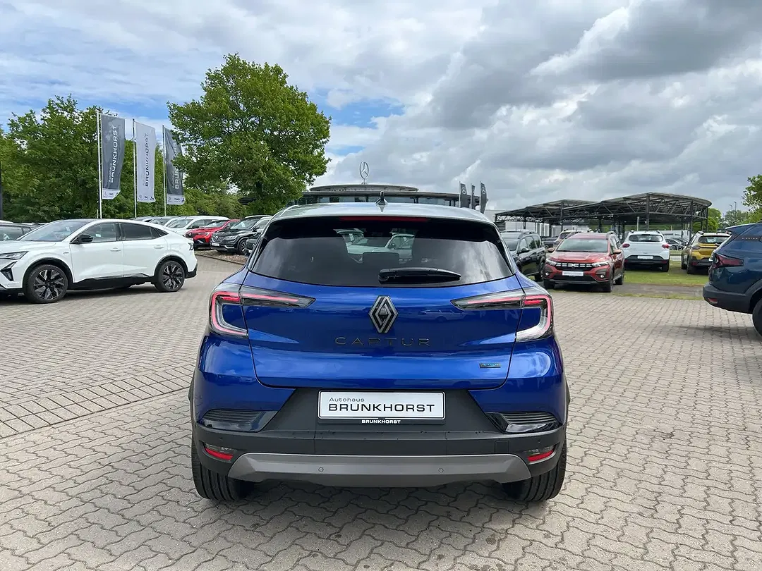 Renault Captur - Thumbnail 2