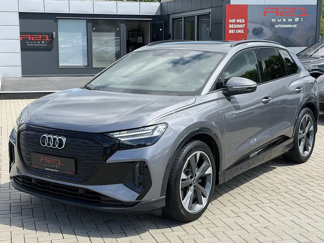 Audi Q4 e-tron - Thumbnail 1