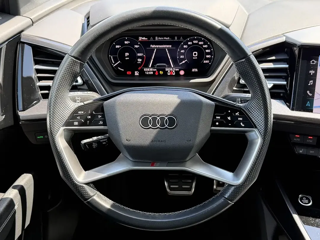 Audi Q4 e-tron - Thumbnail 11