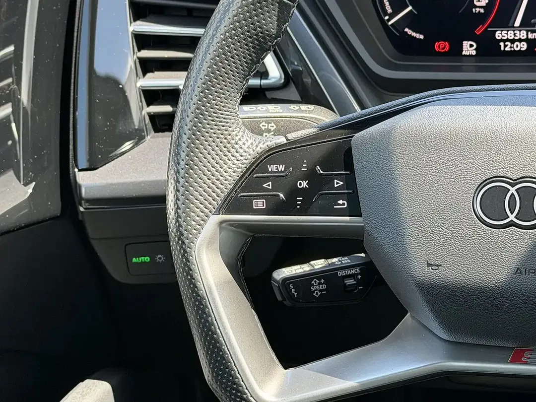 Audi Q4 e-tron - Thumbnail 12