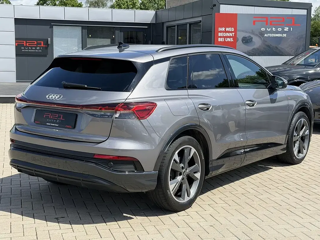 Audi Q4 e-tron - Thumbnail 2