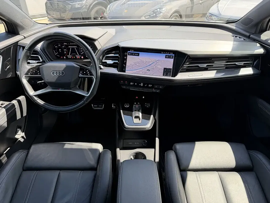 Audi Q4 e-tron - Thumbnail 4