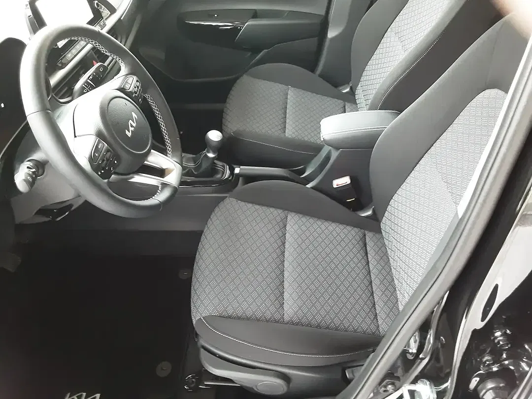 Kia Picanto - Thumbnail 12