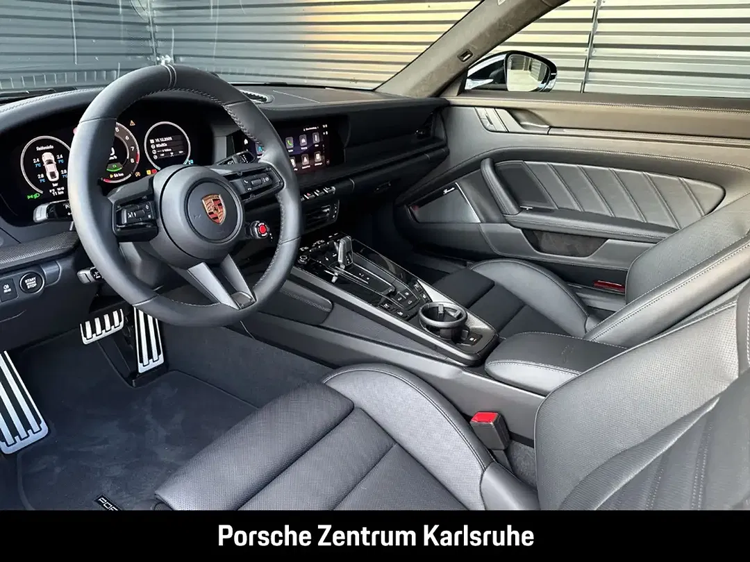 Porsche 992 - Thumbnail 7