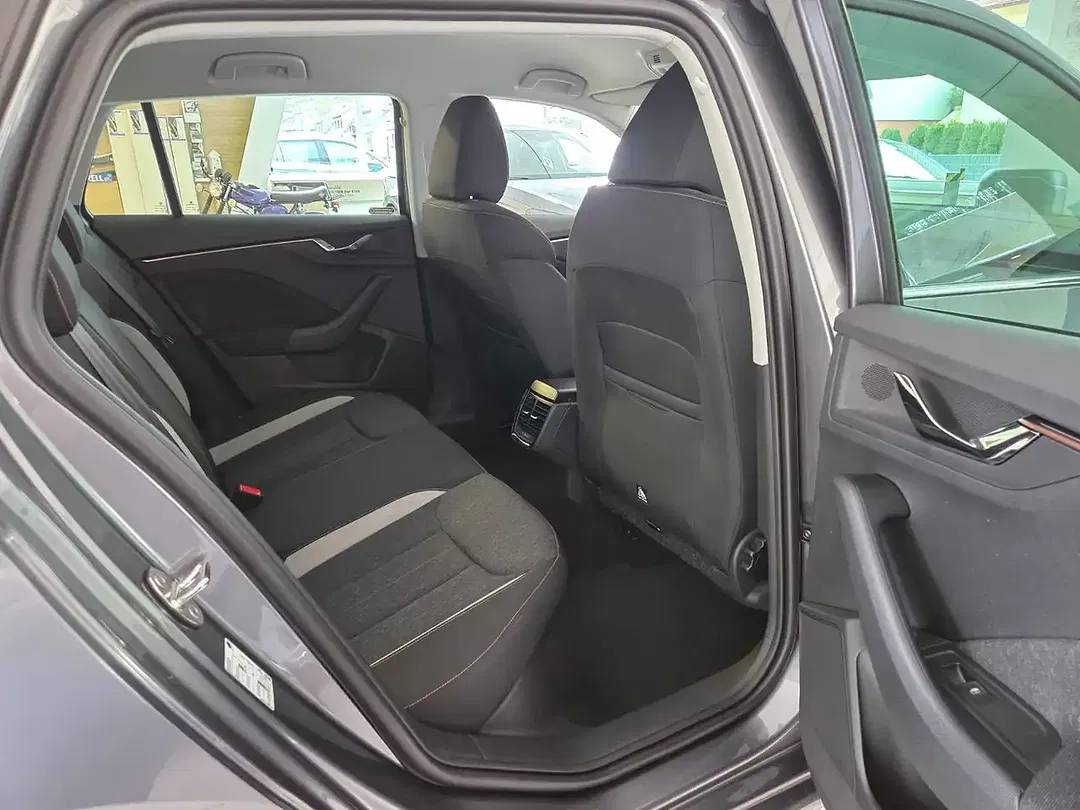 Skoda Scala - Thumbnail 8