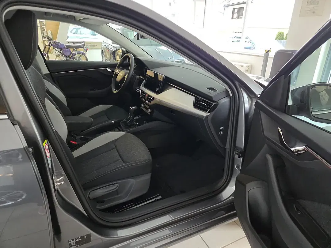 Skoda Scala - Thumbnail 9