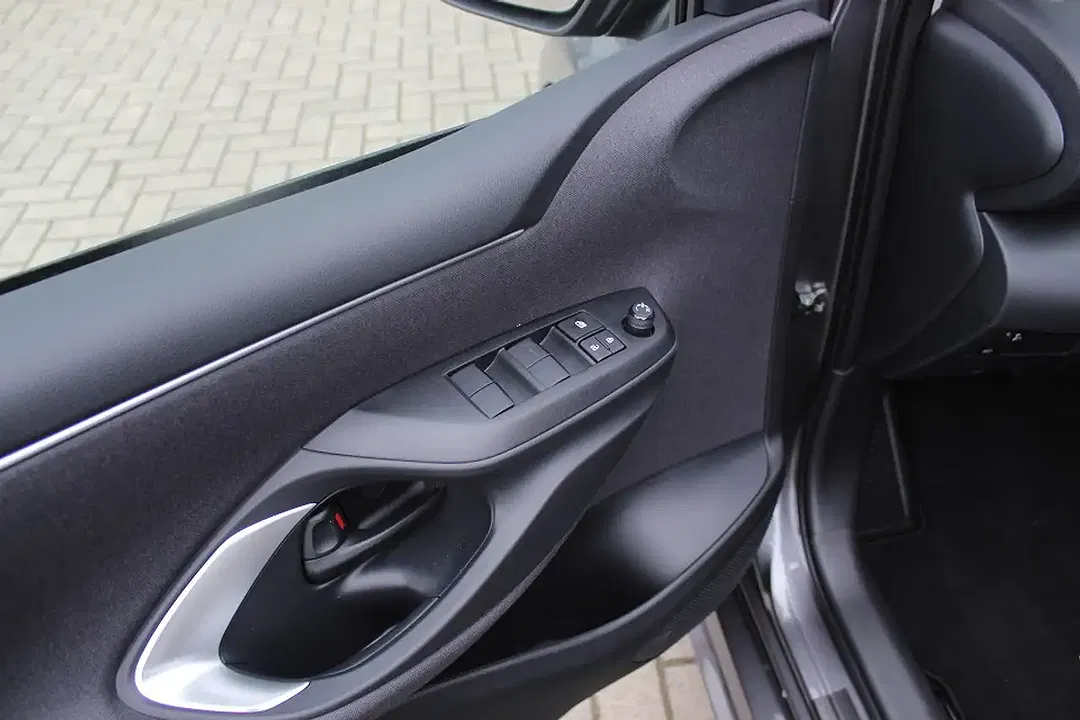 Mazda 2 - Thumbnail 10
