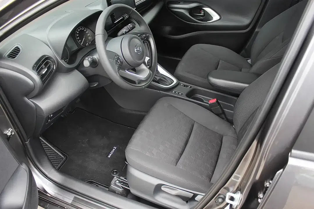 Mazda 2 - Thumbnail 11