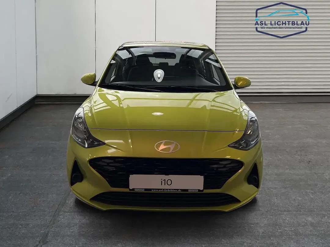 Hyundai i10 - Thumbnail 2