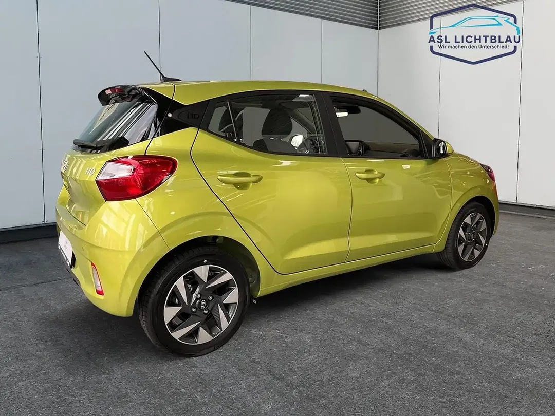 Hyundai i10 - Thumbnail 4